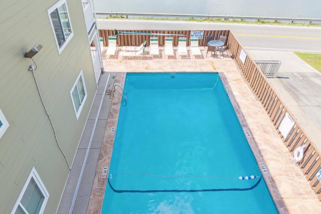 Right Across Beach Pool View Private Balcony By Zen Living Short Term Rental 默特尔比奇 外观 照片