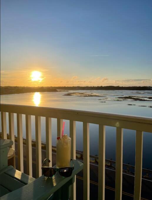 Right Across Beach Pool View Private Balcony By Zen Living Short Term Rental 默特尔比奇 外观 照片