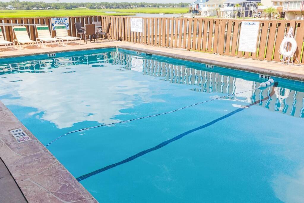 Right Across Beach Pool View Private Balcony By Zen Living Short Term Rental 默特尔比奇 外观 照片